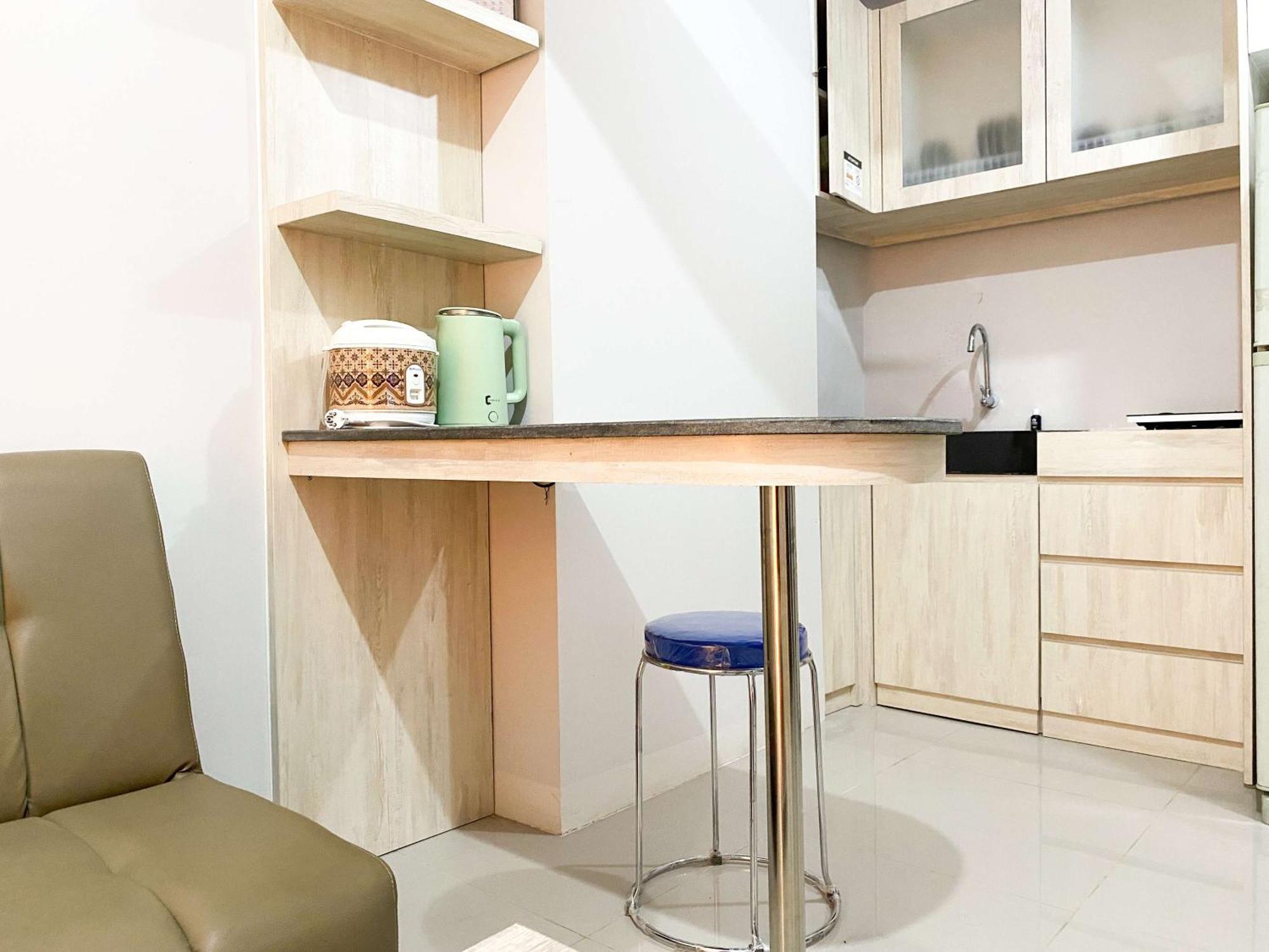 Comfort 2br At Transpark Juanda Timur By Travelio * Bekasi