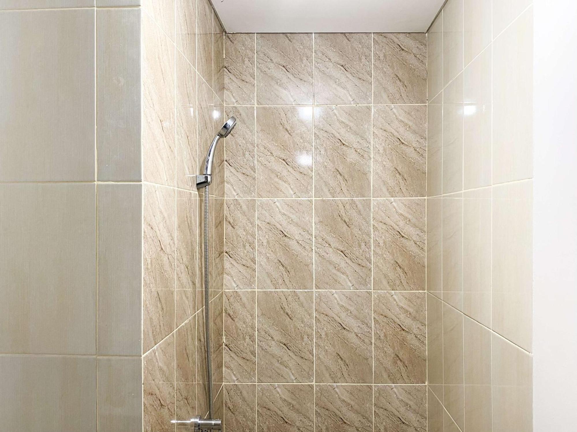 Comfort 2br At Transpark Juanda Timur By Travelio Apartemen *